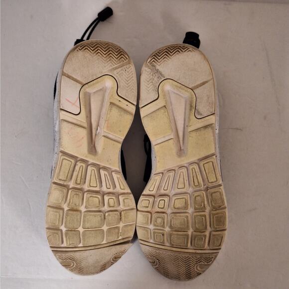 Fabletics Womens Zuma Studio Sneaker II 10 Black White Slip On Mesh Athletic - Picture 8 of 8